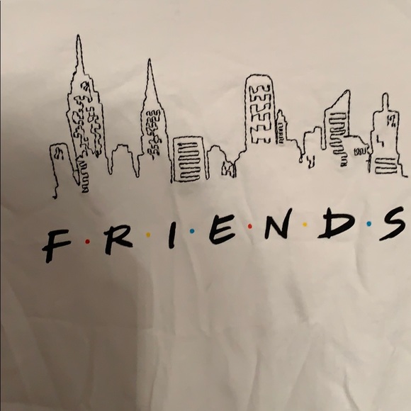 🤍White F.R.I.E.N.D.S T-shirt🤍 - Picture 3 of 5